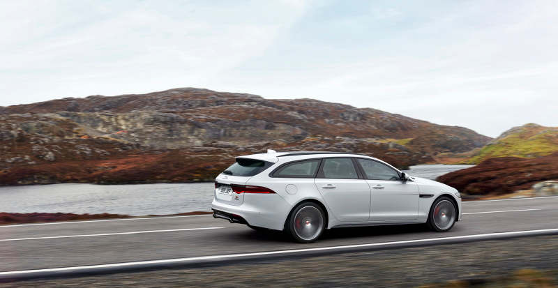 Illustration for article titled The 2018 Jaguar XF Sportbrake Is Bringing Its Gorgeous Looks To America